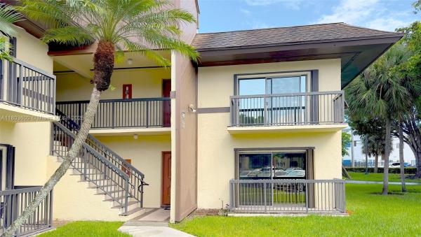7915 SW 86 St #705, Unincorporated Dade County, Florida 33143, image 1