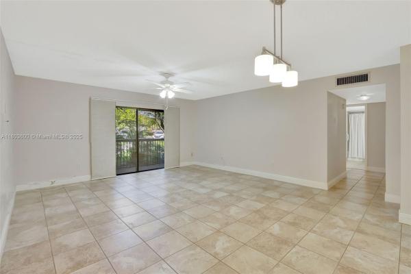 Kings Creek West, 7915 SW 86th St #705, Kendall, Florida 33143, image 3
