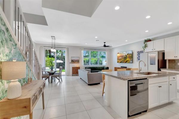 Andalucia, 8963 Kingsmoor Way, Lake Worth, Florida 33467, image 2
