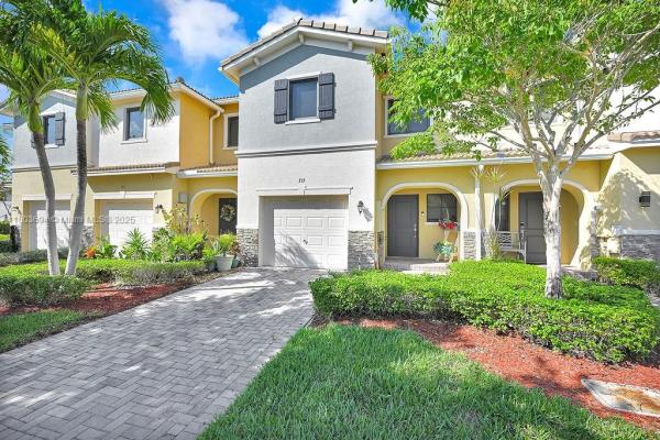 357 NE 194th Ter, Miami, Florida 33179, image 1