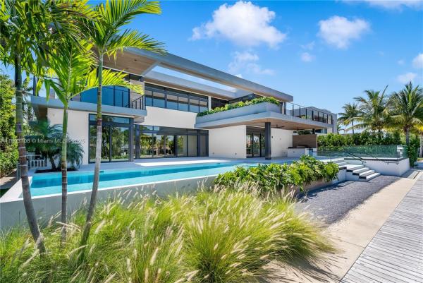 2037 NE 121st Rd, North Miami, Florida 33181, image 3