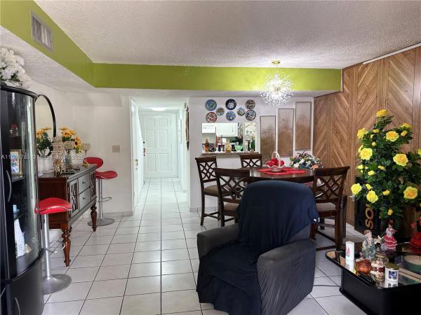 260 NW 107 Ave #222, Unincorporated Dade County, Florida 33172, image 1
