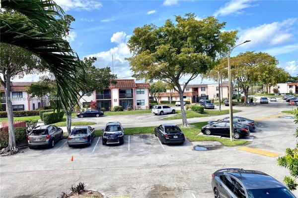 880 NE 207th Ter #202-10, Miami, Florida 33179, image 1