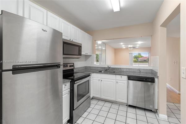 862 NE 209 St #205, Unincorporated Dade County, Florida 33179, image 1