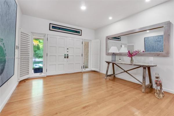 Cocoplum, 8290 La Rampa St, Coral Gables, Florida 33143, image 2