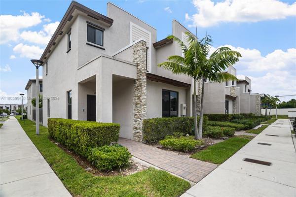 21408 NE 2nd Path, Miami, Florida 33179, image 1