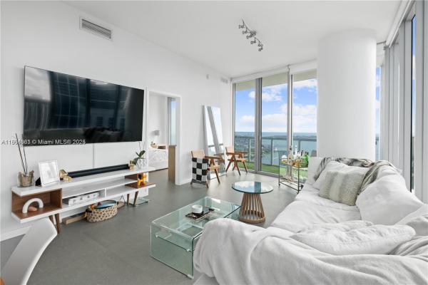 MarinaBlue, 888 Biscayne Blvd #4801, Miami, Florida 33132, image 1