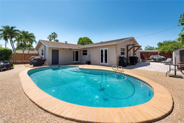 Sandalfoot Cove, 22226 SW 65th Ter, Boca Raton, Florida 33428, image 1