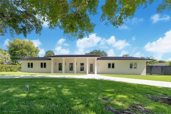 Avocado Acres, 7843 SW 166th St, Palmetto Bay, Florida 33157, image 1