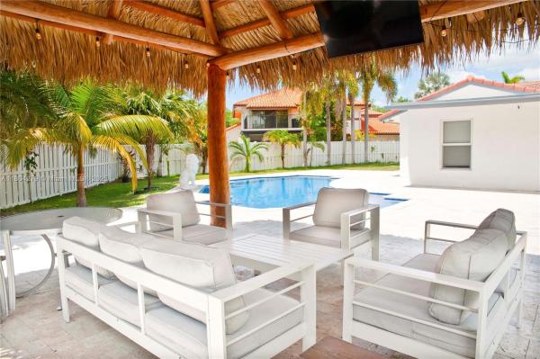 Ramblewood South, 1328 NW 93rd Ter, Coral Springs, Florida 33071, image 3