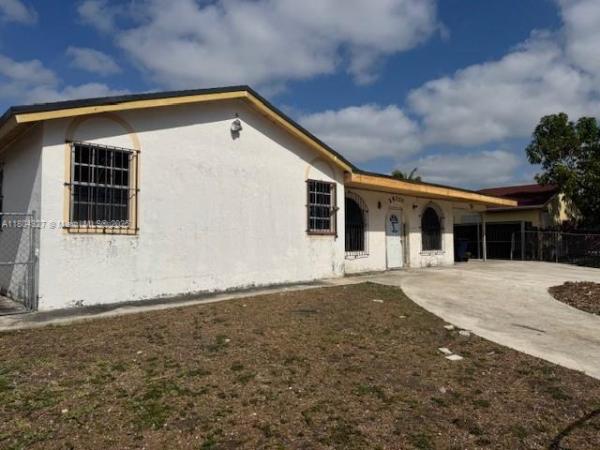 28520 SW 142nd Ave, Homestead, Florida 33033, image 1