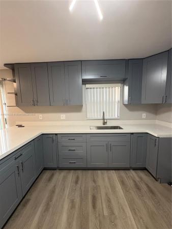 Seaboard Highlands, 300 NW 16th Ave #2E, Pompano Beach, Florida 33069, image 1