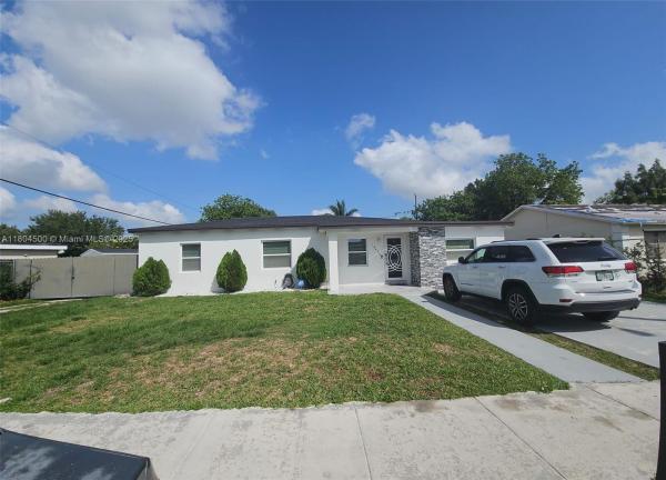 14430 Graves Dr, Miami, Florida 33176, image 1