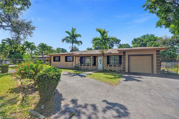 14655 NW River Dr, Unincorporated Dade County, Florida 33167, image 1