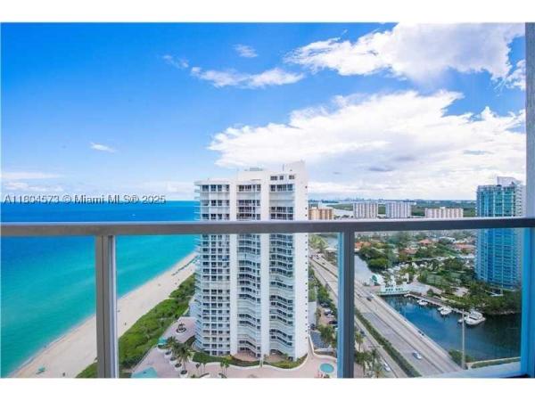La Perla, 16699 Collins Ave #3601, Sunny Isles Beach, Florida 33160, image 3
