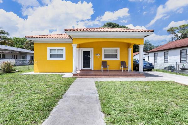 2757 NW 29th St, Unincorporated Dade County, Florida 33142, image 3
