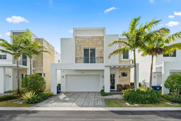 Vesta At Neovita, 6746 NW 103rd Ave, Doral, Florida 33178, image 1