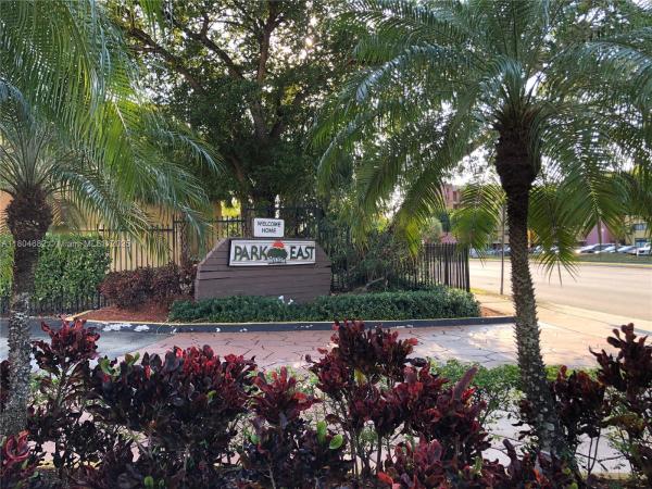 40 NW 87th Ave #D210, Unincorporated Dade County, Florida 33172, image 1