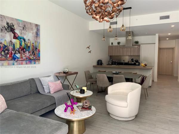 Brickell Flatiron, 1000 Brickell Plz #1805, Miami, Florida 33131, image 2
