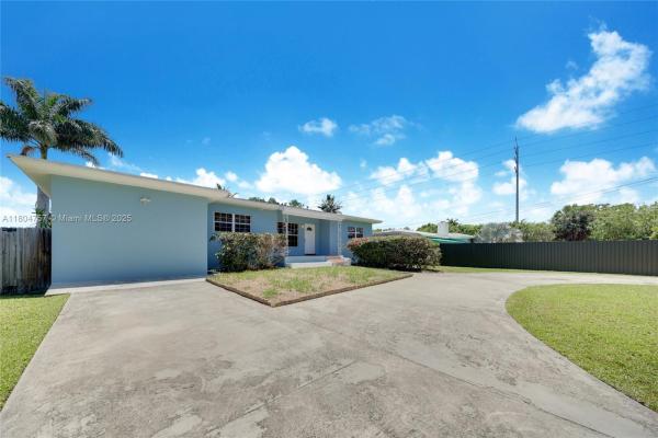 13521 S Biscayne River Rd, Miami, Florida 33161, image 1
