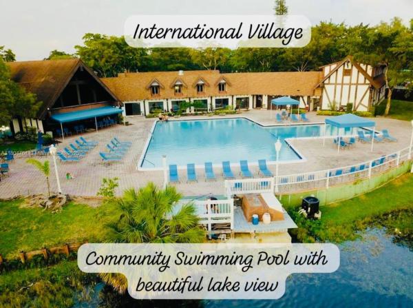 International Village At Inverrary, 3660 W Inverrary Dr #2W, Lauderhill, Florida 33319, image 1
