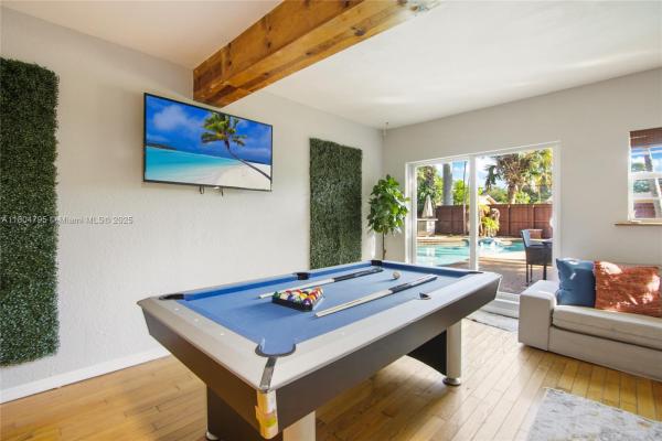 Sunset Isles, 2708 Cleveland St, Hollywood, Florida 33020, image 1