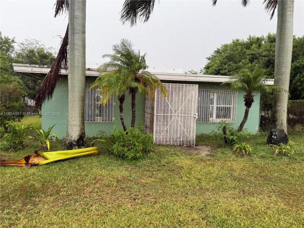 Town Of Florida City, 215 NW 3rd Ave, Florida City, Florida 33034, image 1