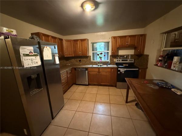 Town Of Florida City, 215 NW 3rd Ave, Florida City, Florida 33034, image 2