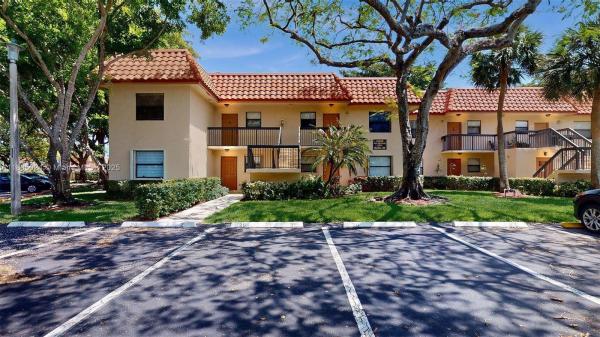 Waterside Village, 15805 W Waterside Cir #202, Sunrise, Florida 33326, image 1