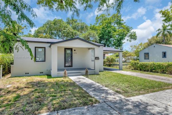 North Miami Estates, 1376 NW 42nd St, Miami, Florida 33142, image 3