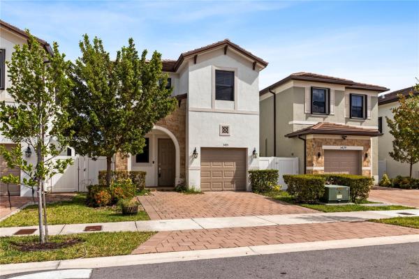 Aquabella, 3435 W 110th St, Hialeah, Florida 33018, image 1