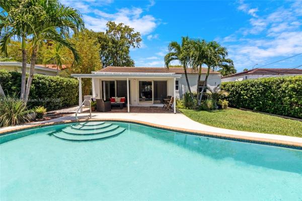 Isle Of Normandy Trouville, 1558 Normandy Dr, Miami Beach, Florida 33141, image 1