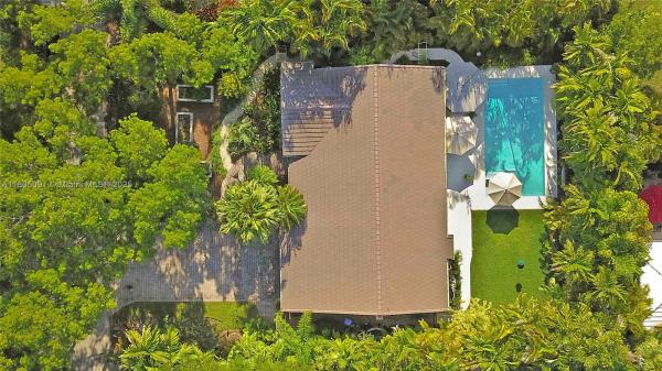 Coral Gables Country Club, 1526 Dorado Ave, Coral Gables, Florida 33146, image 1