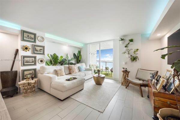 Skyline On Brickell, 2101 Brickell Ave #807, Miami, Florida 33129, image 1