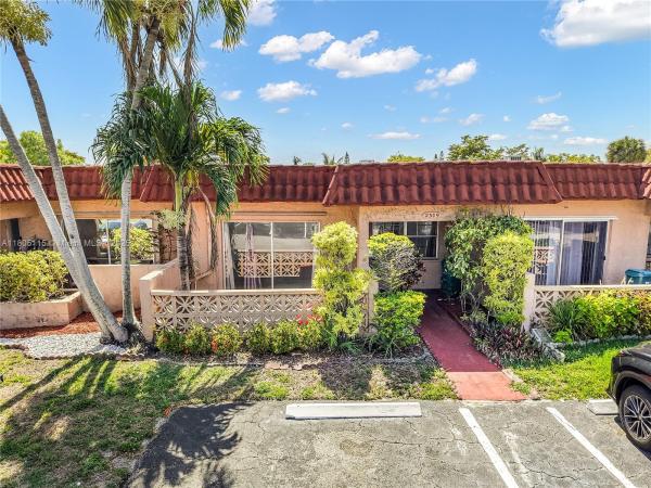 Oakbrook Village, 2309 SW 81st Ter #5, North Lauderdale, Florida 33068, image 1