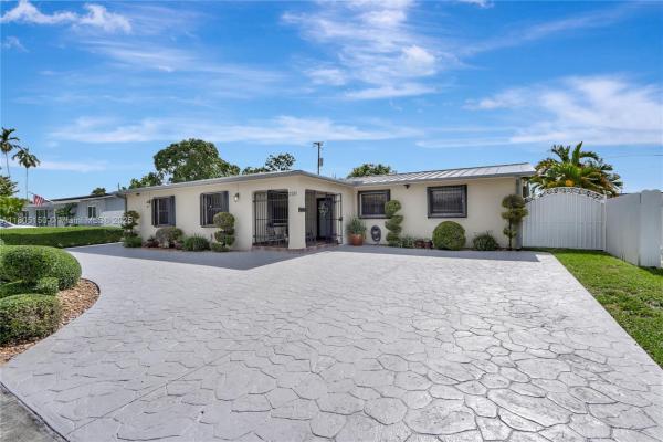 Coral Park Estates, 2311 SW 89th Ct, Westchester, Florida 33165, image 1