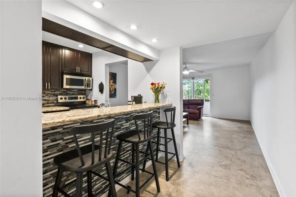La Placida 1, 10772 La Placida Dr #7-203, Coral Springs, Florida 33065, image 1