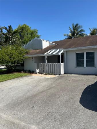 Alpine Woods Estates, 8631 Bridle Path Ct, Davie, Florida 33328, image 1