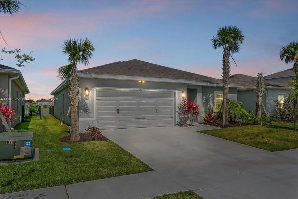 Avalon Crossing, 503 Cherimoya St, Fort Pierce, Florida 34981, image 1