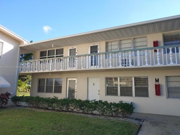 294 Windsor M #294, West Palm Beach, Florida 33417, image 1
