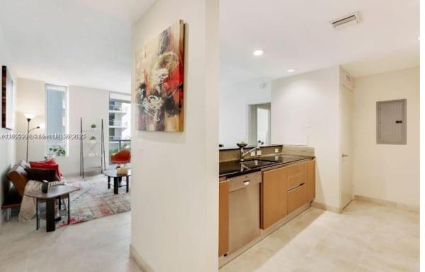 1050 Tower, 1050 Brickell Ave #1410, Miami, Florida 33131, image 1
