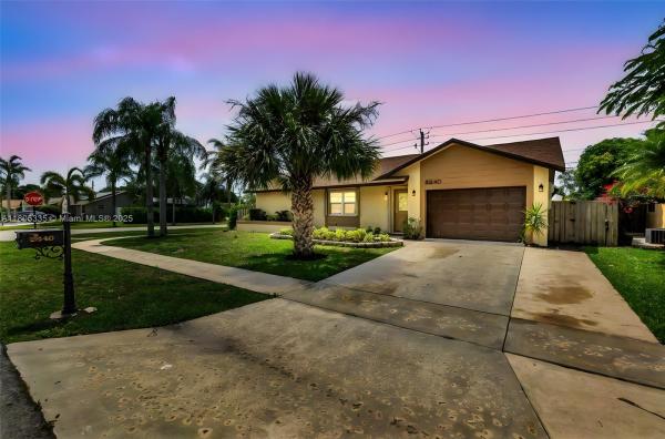 Barwood Estates, 8840 SW 18th Rd, Boca Raton, Florida 33433, image 1