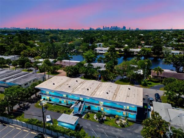 Wilton West, 733 NW 30th Ct #2, Wilton Manors, Florida 33311, image 2
