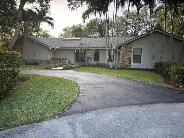 Palmetto Bay No HOA, 7935 SW 155th St, Palmetto Bay, Florida 33157, image 1