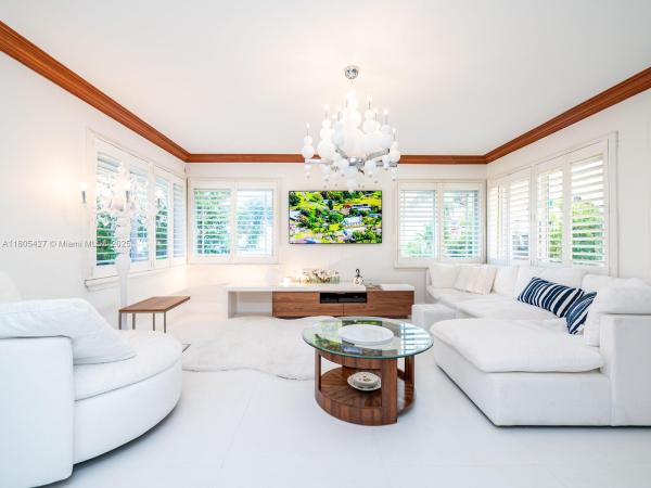 Hollywood Beach, 331 Nevada St, Hollywood, Florida 33019, image 1
