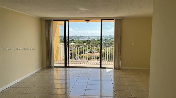Waterside Towers, 2450 NE 135th St #805, North Miami, Florida 33181, image 2
