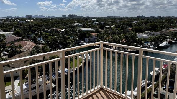 Waterside Towers, 2450 NE 135th St #805, North Miami, Florida 33181, image 3
