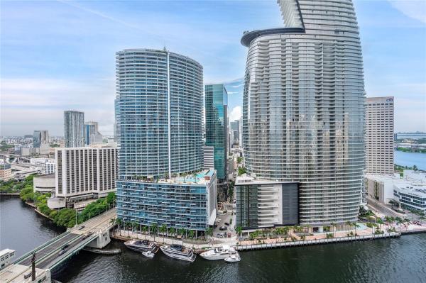 Icon Brickell Tower 1, 475 Brickell Ave #2908, Miami, Florida 33131, image 1