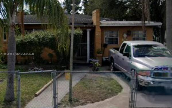 1076 NW 77th St, Unincorporated Dade County, Florida 33150, image 1