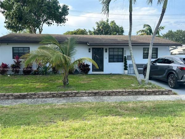 Heritage Lake Estates, 6761 Allen St, Hollywood, Florida 33024, image 1